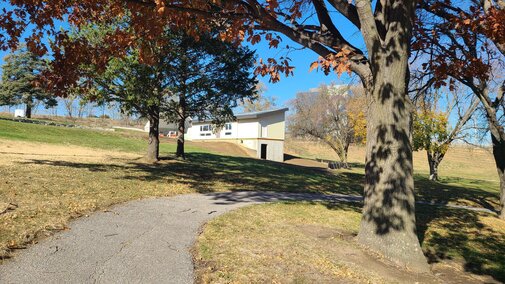 Walking up to the Sustainable Small House